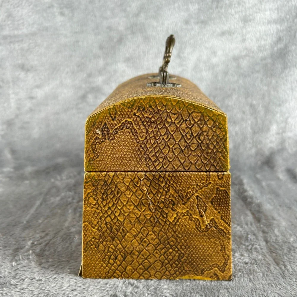 Vintage Snakeskin Embossed Treasure Chest Jewelry Box Bronze Handle Latch Yellow